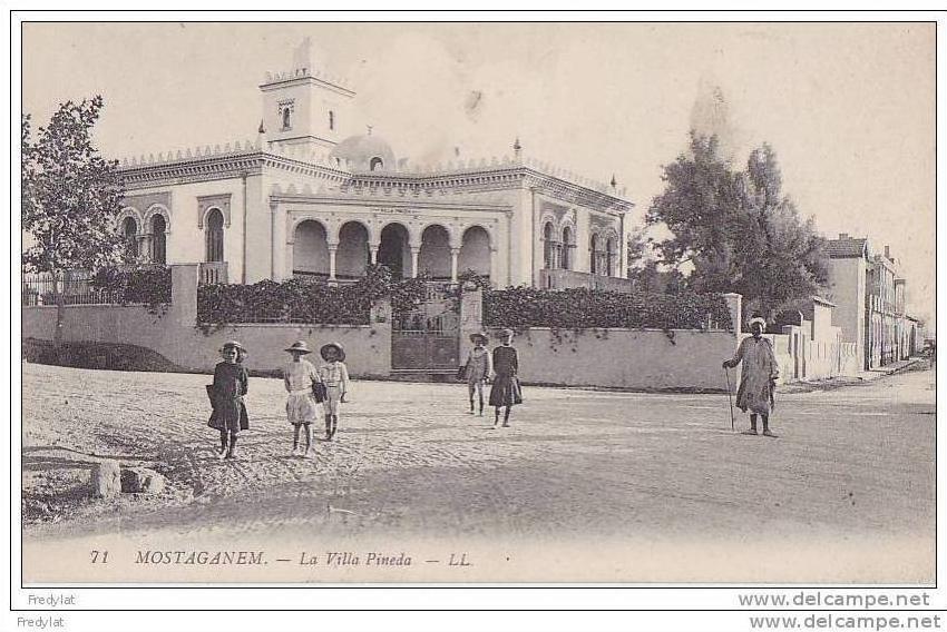 MOSTAGANEM    LA VLLA PINEDA    CPA ANIMEE