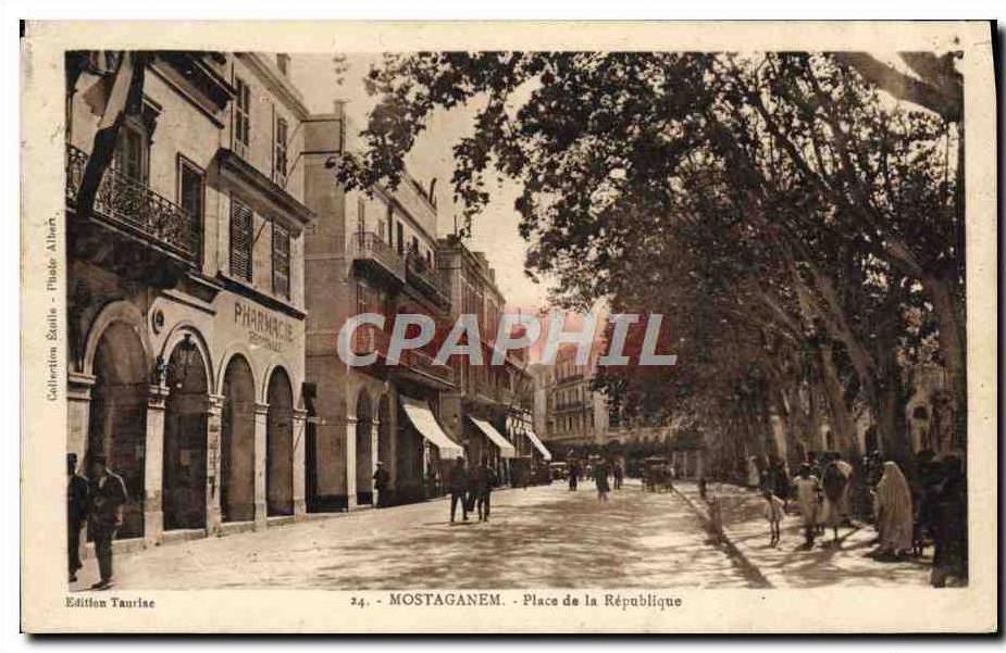CPA Mostaganem Place De La Republique