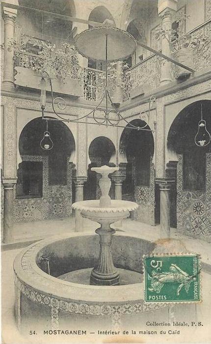 ALGERIE - MOSTAGANEM - INTERIEUR DE LA MAISON DU  CAID