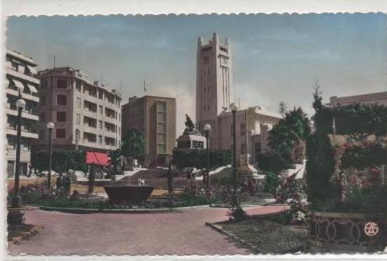 41 MOSTAGAMEN  SQUARE  QUEYAT