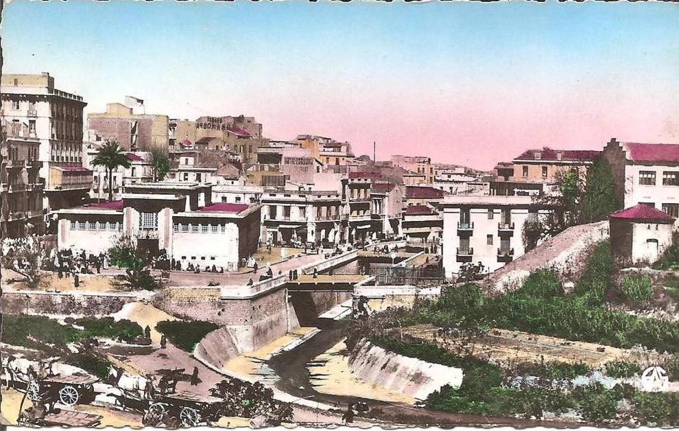 MOSTAGANEM (ALGERIE) Le Marché et les Trois Ponts    CPSM