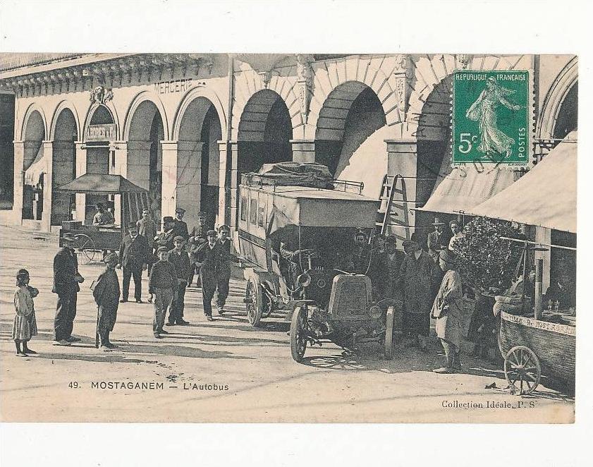 MOSTAGANEM ALGERIE  L AUTOBUS CPA BON ETAT