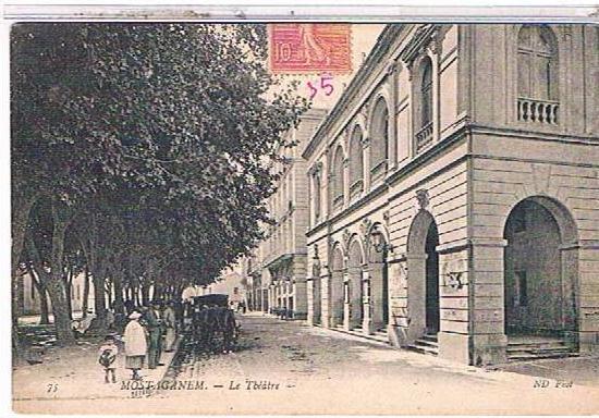 MOSTAGANEM   LE  THEATRE   1Y237