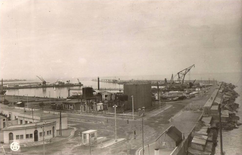 CPSM - ALGERIE  35 - MOSTAGANEM - Le Port