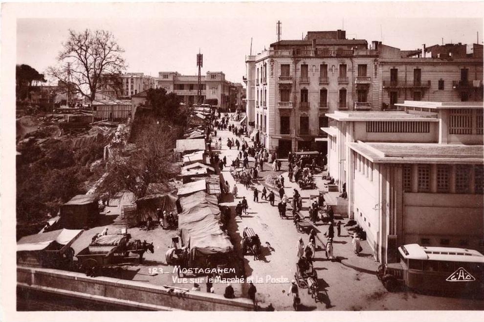 MOSTAGANEM - Vue sur le marché