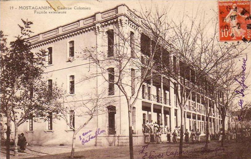 ALGERIE  MOSTAGANEM  Caserne Colomieu- Façade extérieur  ...... ( Ref FA351 )