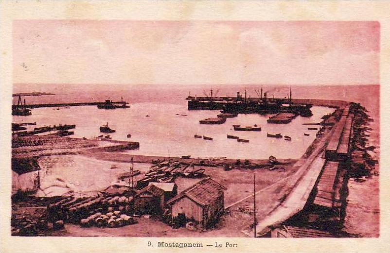 ALGERIE  MOSTAGANEM  Le Port  ...... ( Ref FA338 )