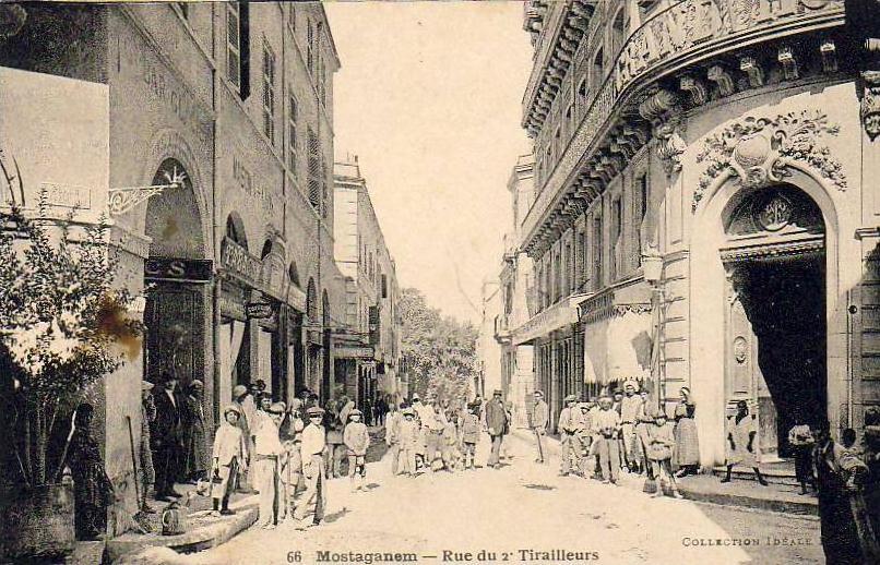 ALGERIE  MOSTAGANEM  Rue du 2° Tirailleurs  ...... ( Ref FA337 )