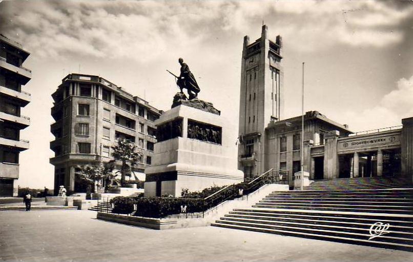 ALGERIE  MOSTAGANEM  L'Hôtel de Ville  ...... ( Ref FA318 )