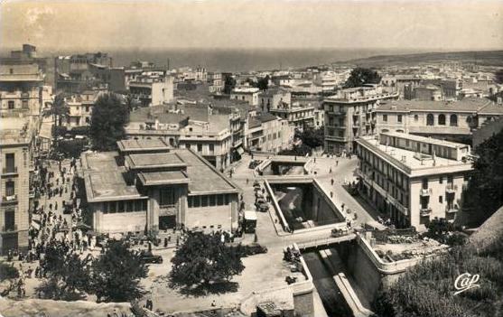 MOSTAGANEM. Vue générale sur le marché et les ponts du Bavin - CPSM
