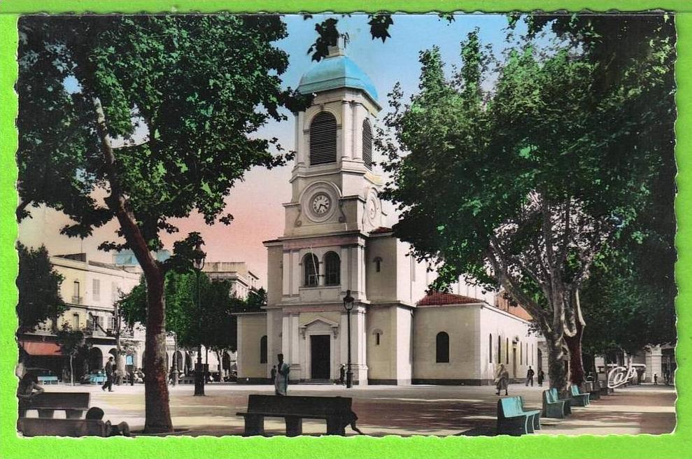 MOSTAGANEM / PLACE DE LA REPUBLIQUE ET L'EGLISE / Carte vierge