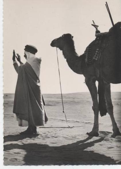 AFRIQUE  /  ALGERIE  /  LA PRIERE   