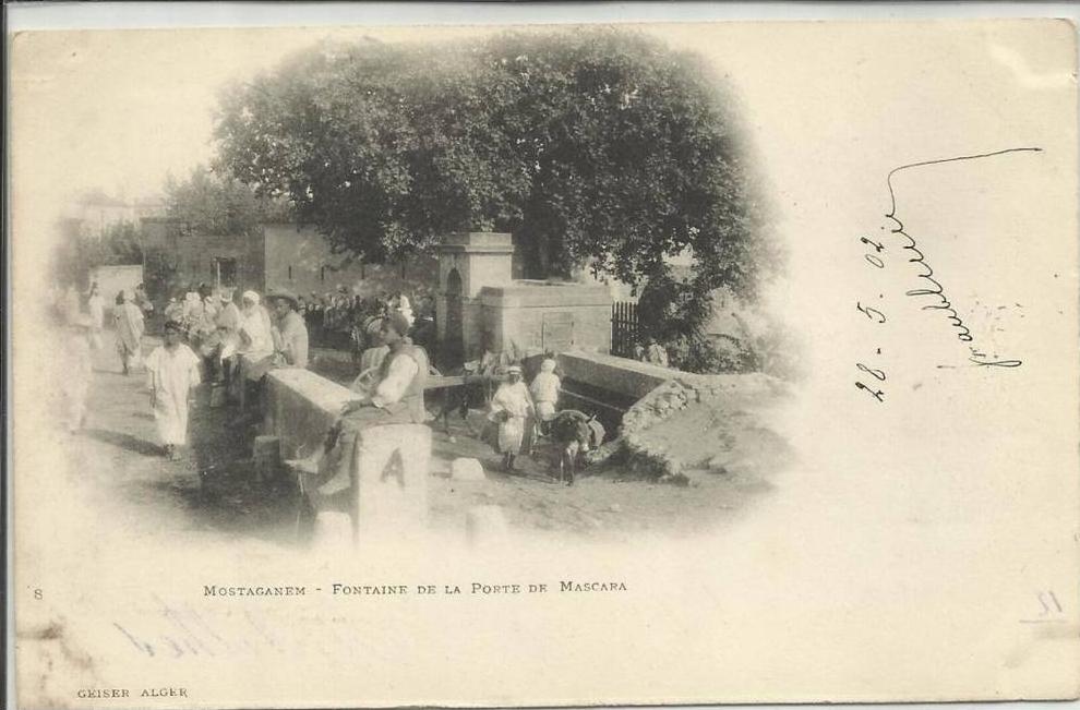 MOSTAGANEM FONTAINE DE LA PORTE DE MASCARA, CPA PRÉCURSEUR, 1902- 2 SCANS, (cf OBLITERATION D'ALGERIE)
