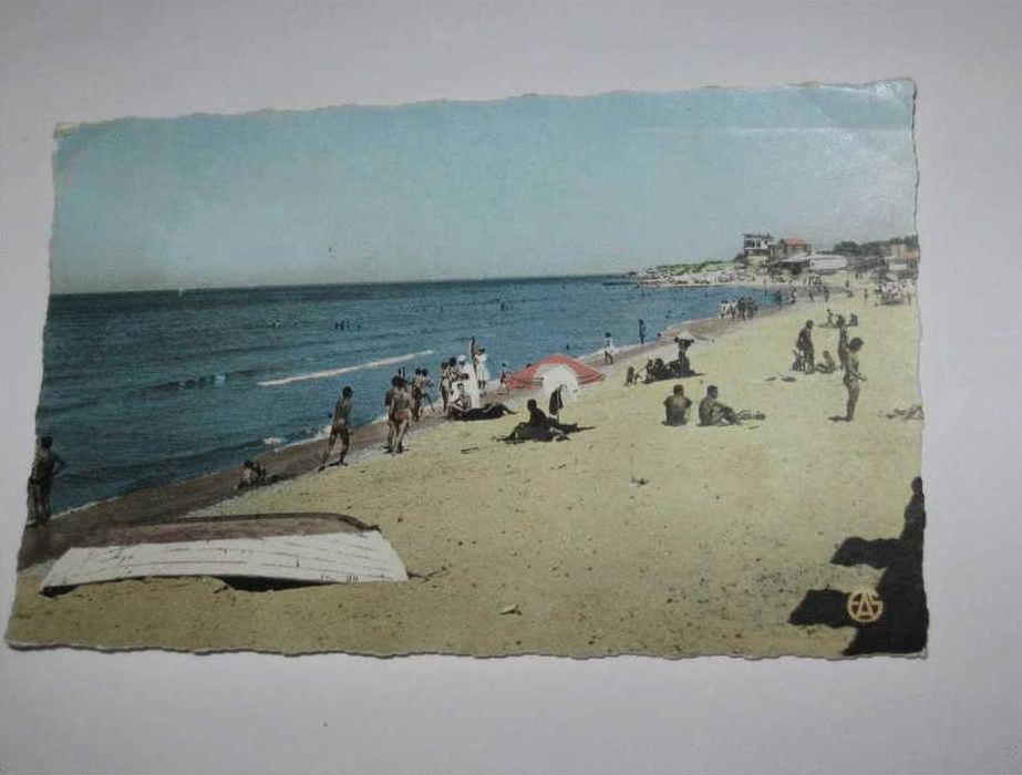 m985  mostaganem algérie la plage des sablettes