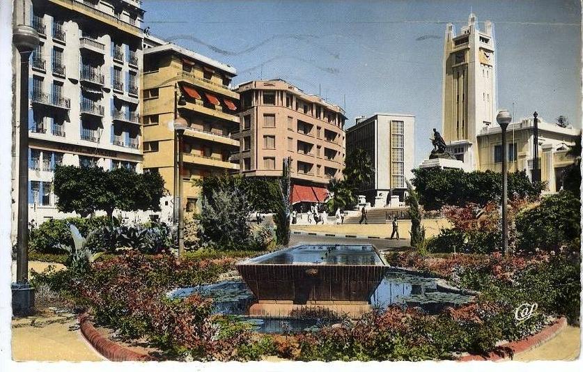 ALGERIE  MOSTAGANEM   SQUARE DU DOCTEUR QUERAT