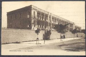 CPA  de   MOSTAGANEM     les casernes    non ecrite