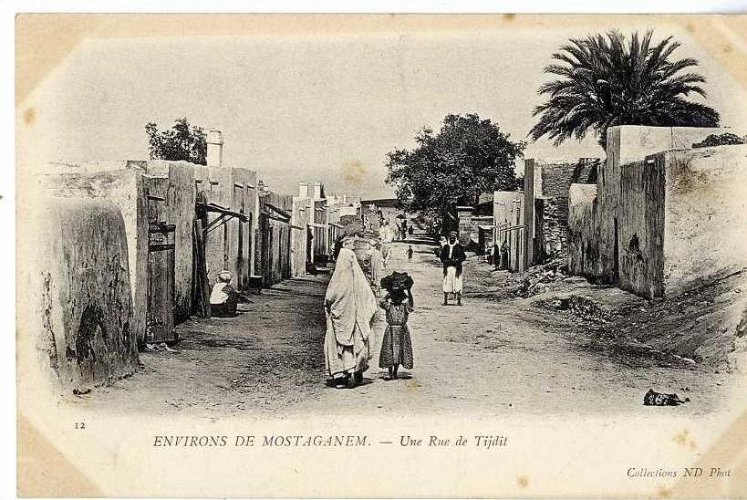 ALGERIE  -  ENVIRONS DE MOSTAGANEM  -  UNE RUE DE TIJDIT  -  EDITION VERS 1900