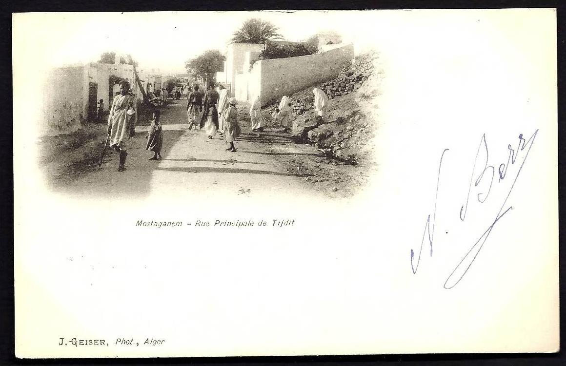 CPA  PRECURSEUR- ALGÉRIE- MOSTAGANEM- RUE PRINCIPALE DE TIJDIT- TRES BELLE ANIMATION