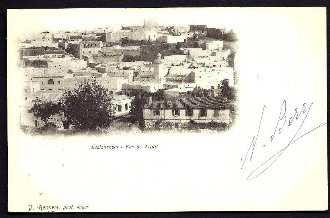 CPA  PRECURSEUR- ALGÉRIE- MOSTAGANEM- VUE DE TIJDIT EN GROS PLAN- MOSQUÉE AU CENTRE