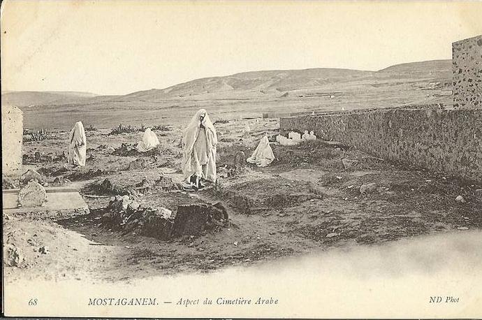 ALGERIE * MOSTAGANEM - Aspect du Cimetière Arabe