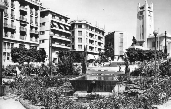 Mostaganem square du docteur Querat