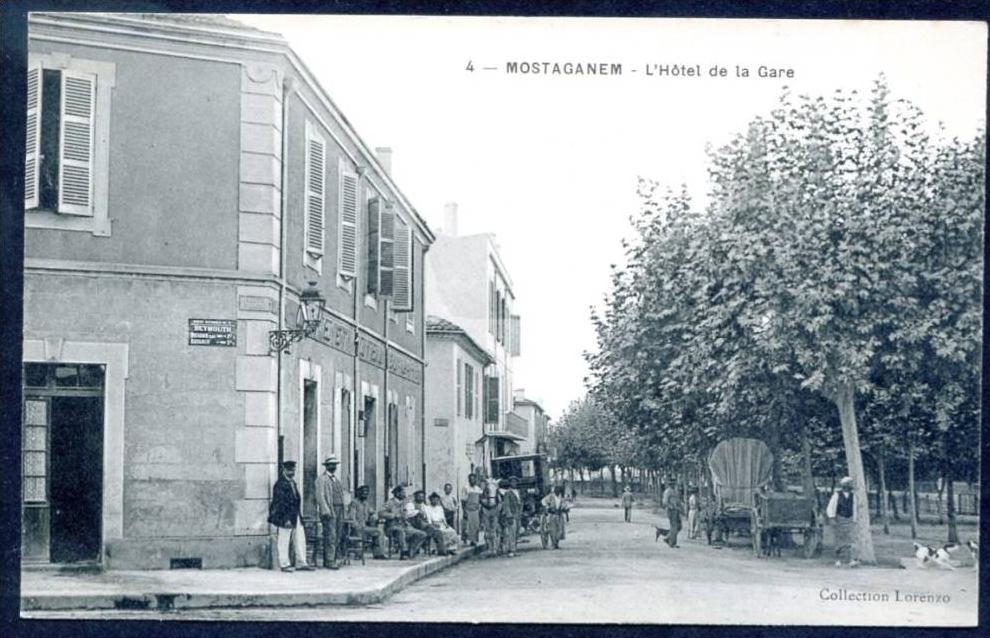 LOT de 3 CPA. ALGÉRIE. MOSTAGANEM. Hotel de la Gare. / Place Thiers. / Rue Matemore.