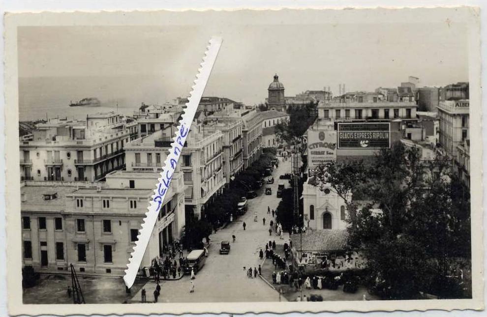 ALGERIE  MOSTAGANEM Av. du 1er de ligne     9x14 dentelée , glaçée . Timbrée 1947