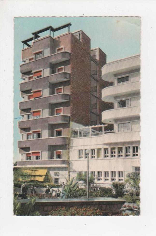 Algérie Mostaganem Oran N° 315 les Nouveaux Immeubles personnages dans le jardin belle carte dentelée écrite