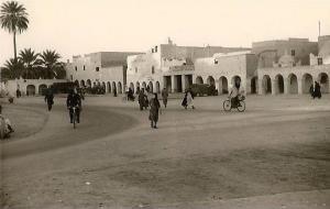 24sc   ALGERIE OUARGLA PHOTO ORIGINALE ENTREE DE LA VILLE INDIGENE