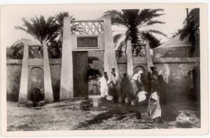 CARTE PHOTO ALGERIE - OUARGLA - OUVROIR DES SOEURS BLANCHES