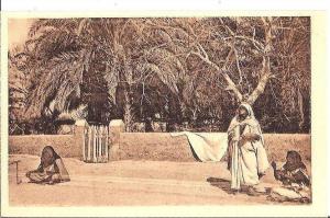 OUARGLA - Préparation d'une Trame. (Métier)