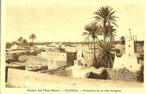 OUARGLA - Mission des pères blancs - Lot de 2 CPA  Panorama de la ville / Le musée