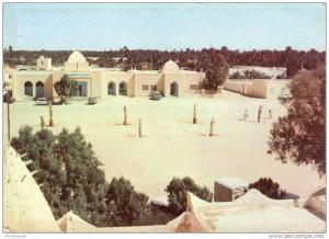 CPA  - COULEURS ET LUMIERE D'ALGERIE  OUARGLA - LA POSTE