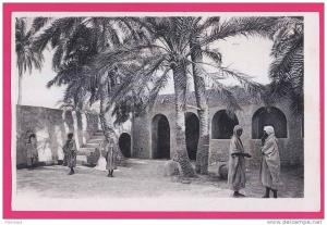 1910 - ALGERIE - OUARGLA -  Cour intérieure de la Mosquée