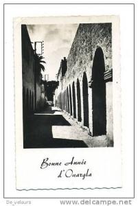Algerie. Bonne année d´Ouargla. Format 6.5cm x 11cm. Dos blanc