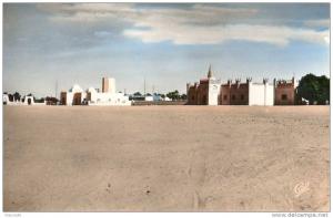 CPA - Ouargla - Ancienne école de filles