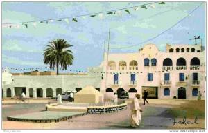 OUARGLA - Place des Martyrs