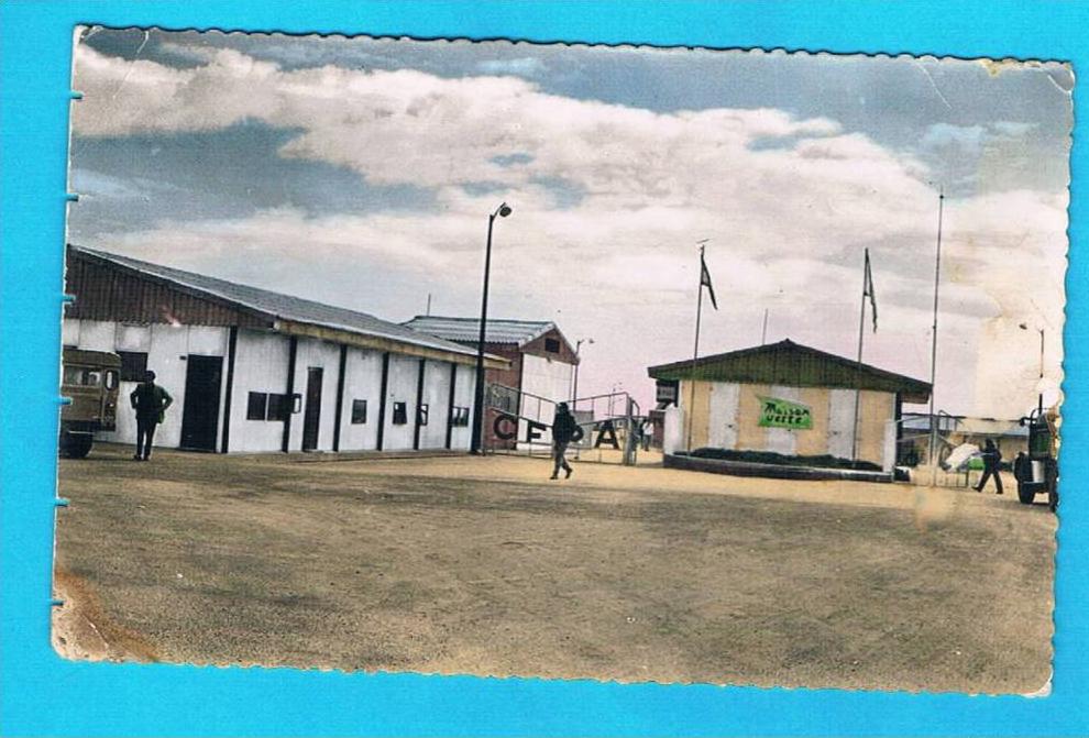 HASSI MESSAOUD C. F. P. Base de Maison verte entrée de la base