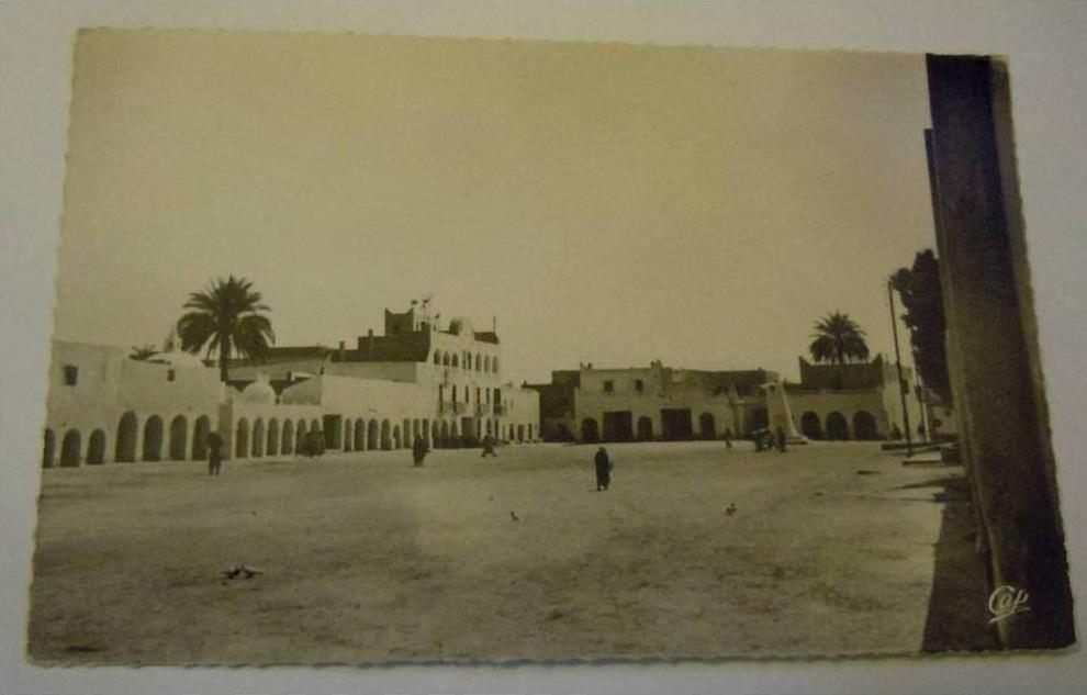 Ouargla , Place de la Fantasia