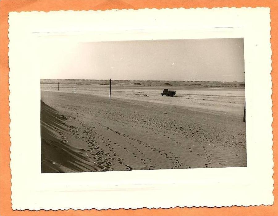 24sc   ALGERIE OUARGLA PHOTO ORIGINALE ANCIENNE PISTE DE GHARDAIA