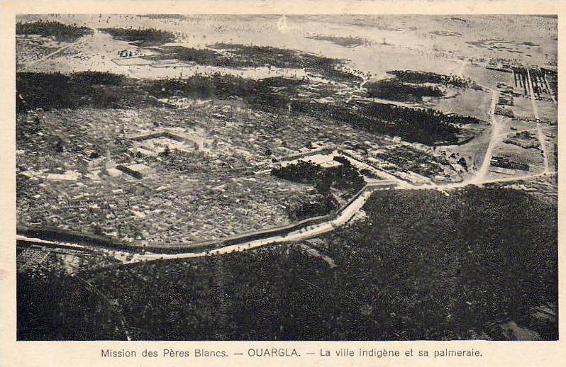 ALGERIE  OUARGLA  La Ville indigène et sa palmeraie  ..... ( Ref FA1204 )