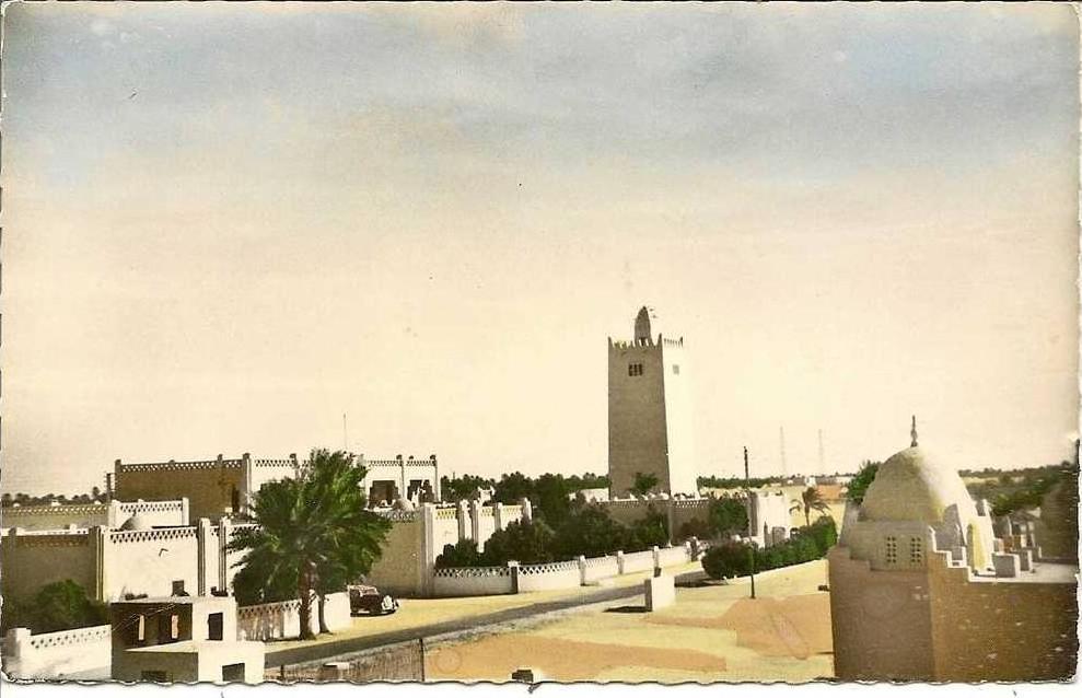 1 - OUARGLA - HOPITAL ET CHATEAU D'EAU (   ) ALGERIE