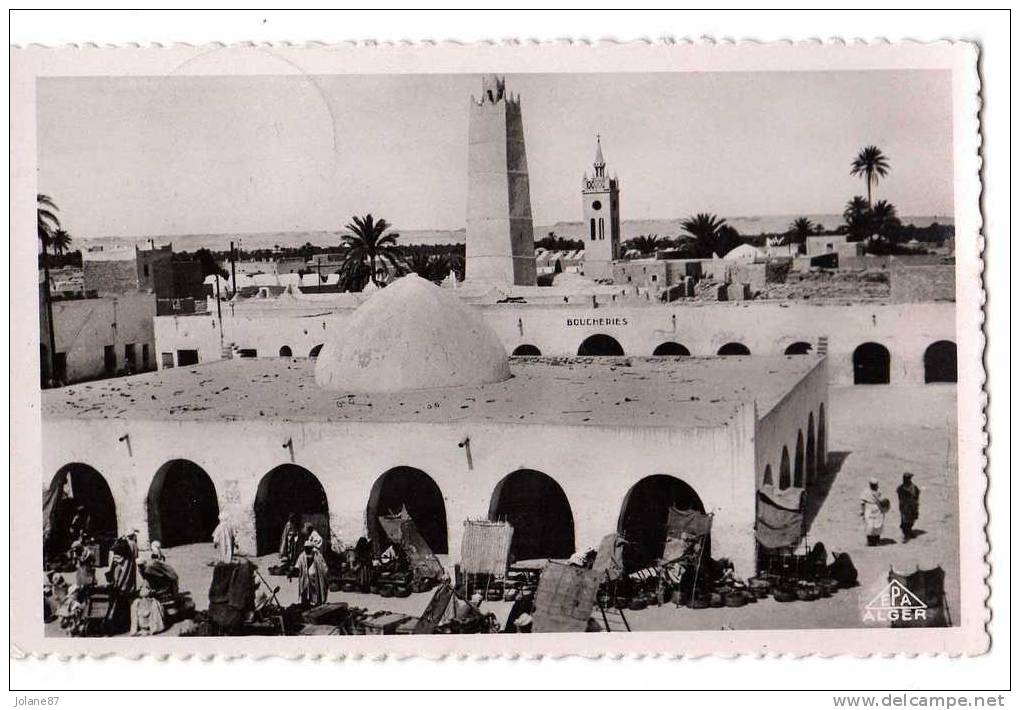 CPA       OUARGLA      1954         VUE PARTIELLE ET LE MARCHE