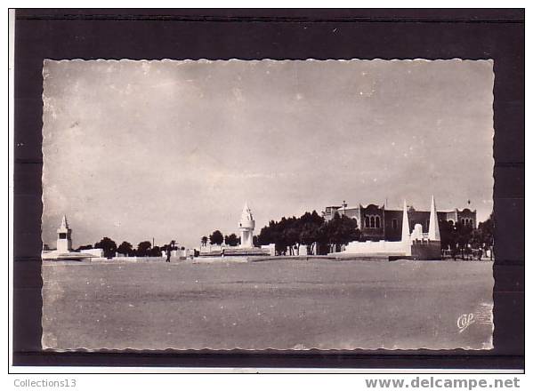 ALGERIE - Ouargla - les monuments