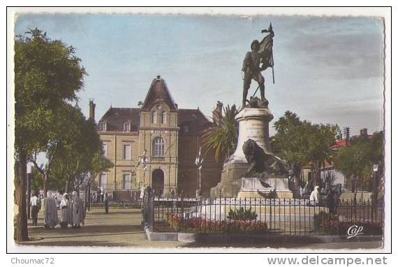 (Algérie) 167, Saida, CAP 1510, Le Monument de la Légion et la Mairie