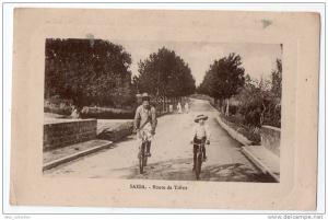 Saïda, route de Tiffrit, animée, N. Motz, petite déchirure en bas à gauche