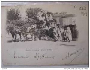 Mascara arrivee de la diligence de Saida