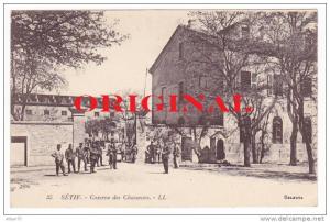 SETIF - ALGERIE (CPA ANIMEE) CASERNE DES CHASSEURS - TRES BEAU PLAN (BE)