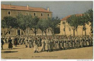 CPA ALGERIE / Sétif, les Zouaves / RARE CARTE TOILÉE