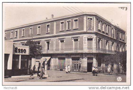 ALGERIE SAIDA L HOTEL D ORIENT STATION ESSENCE ESSO POMPE  editeur pauloin  pli coté droit